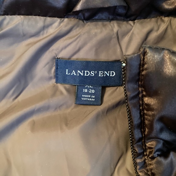 Women's Lands’ End Quilted Brown Vest - Picture 6 of 6